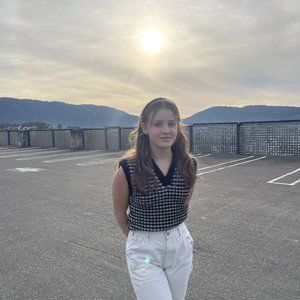 Meet your Posher, Emily